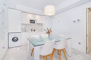 DOMUS APARTAMENTOS GRANADA