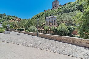 DOMUS APARTAMENTOS GRANADA