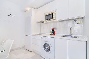 DOMUS APARTAMENTOS GRANADA