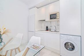 DOMUS APARTAMENTOS GRANADA