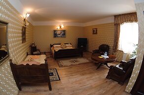 Hotel & Spa Antyczny Dwór