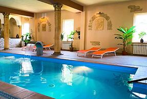 Hotel & Spa Antyczny Dwór
