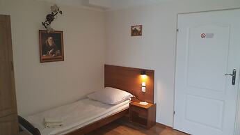 Hotel & Spa Antyczny Dwór
