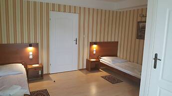 Hotel & Spa Antyczny Dwór