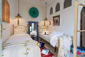 Riad Lumière