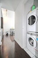 Luxury 2 BDR condos in Downtown Toronto