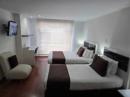 Hotel Castellana 100