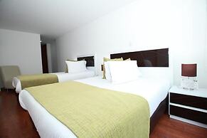 Hotel Castellana 100