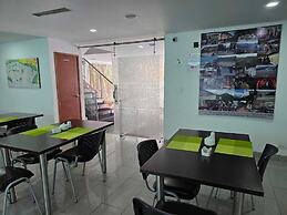 Hotel Castellana 100