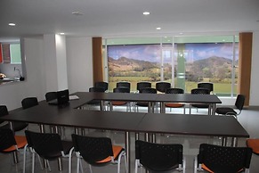 Hotel Castellana 100