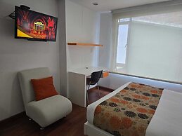 Hotel Castellana 100