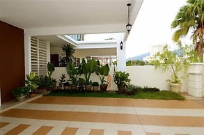 Felicia Home