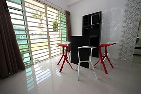 Felicia Home