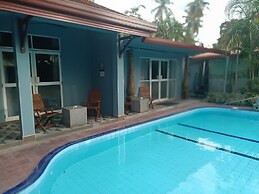 Palms Villa