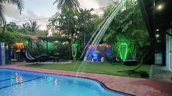 Palms Villa