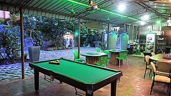Palms Villa