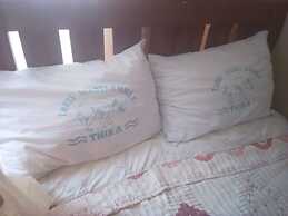 3 Shades Annex - Adults Only