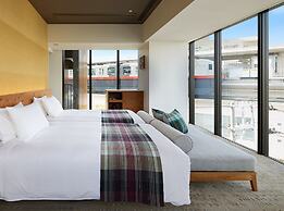 Hotel Strata Naha