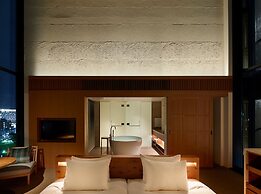 Hotel Strata Naha
