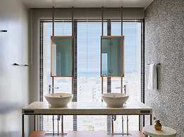 Hotel Strata Naha