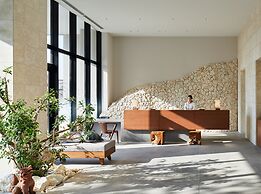 Hotel Strata Naha