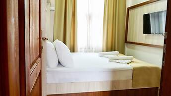 Qonaq Hotel