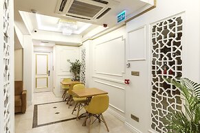 City Hall Hotel