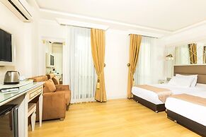 City Hall Hotel