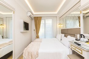 City Hall Hotel