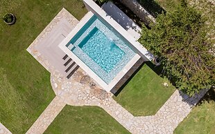 Amalthia Villa