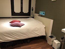 Hotel U