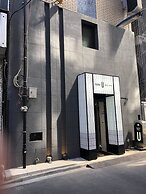 Hotel U