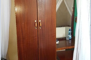Kenvash Hotel