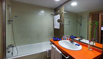 Evenia Zoraida Resort