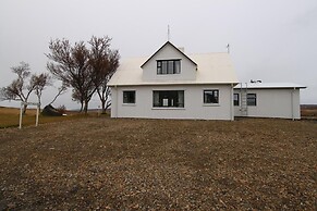 Guesthouse Steindórsstadir