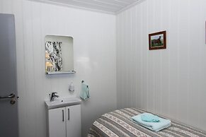 Guesthouse Steindórsstadir