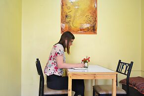 Econunay Hostels