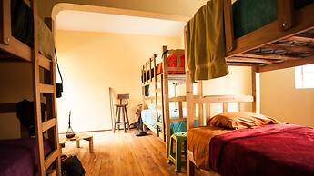 Econunay Hostels