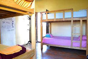 Econunay Hostels