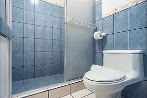 Prado Inn & Suites