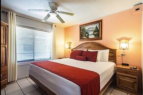 Prado Inn & Suites