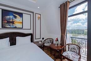 The Art - Win Hotel
