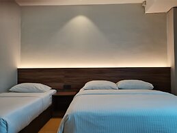Lumut Hotel