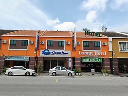 Lumut Hotel