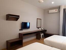 Lumut Hotel