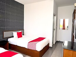 OYO 89457 682 Lodge