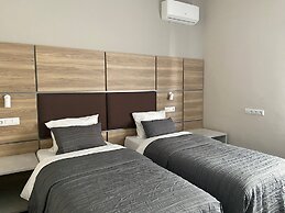 Furor Hotel