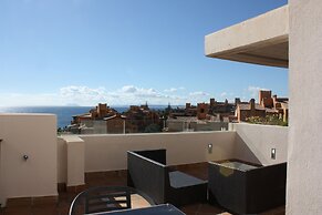 First Line Penthouse With Private Pool