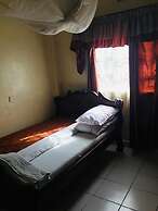 Sir James Hotel