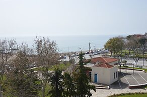 Aqua Mare Sea Side